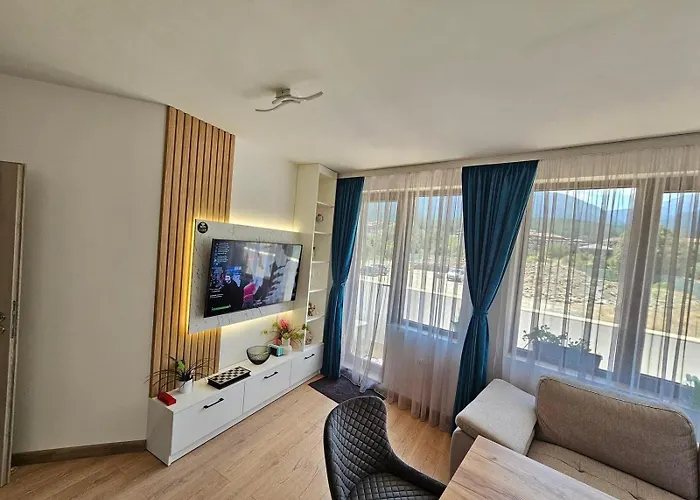 Anna Lux Apartment *