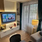 Anna Lux Bansko