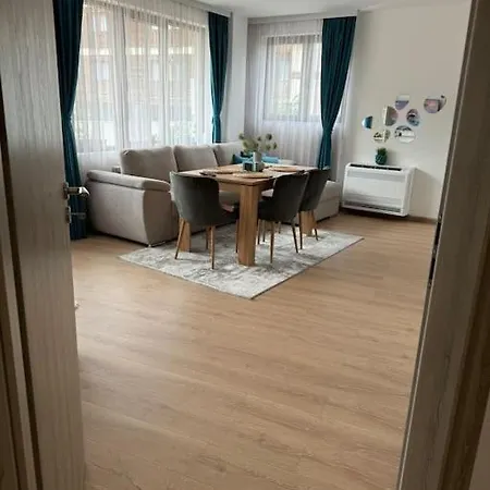 Anna Lux Апартаменты *